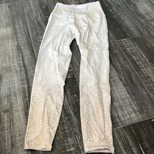 Beyond Yoga Leggings White Gold Ombré Fade